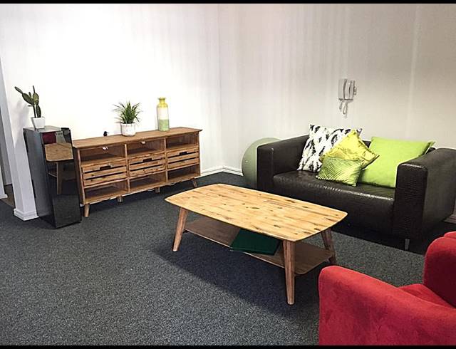 107M² OFFICE TO LET IN WESTLAKE